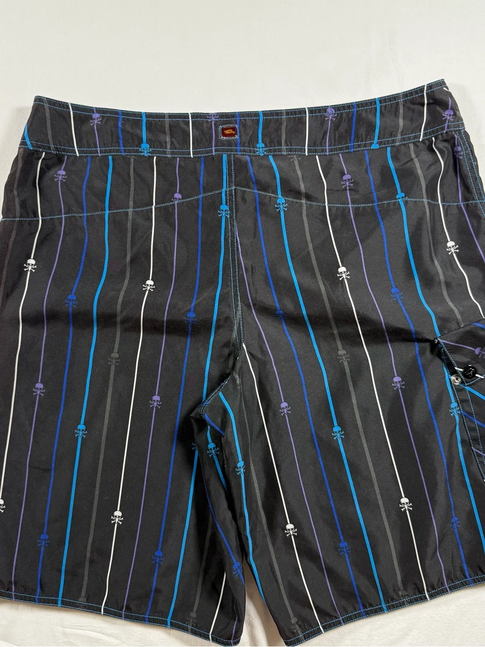 Tony Hawk Y2K Board Shorts Mens 36 Black‎ Skull Pinstripe Skate 2000s Surf Swim